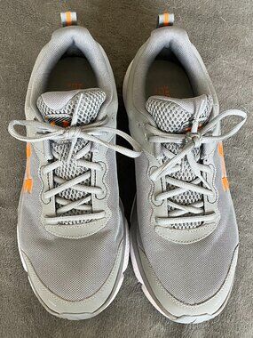 Under Armour Mens Athletic Shoes Size 11